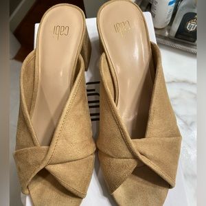 Cabi Women's 9 Merigold Yellow Suede Twist Slide Mules